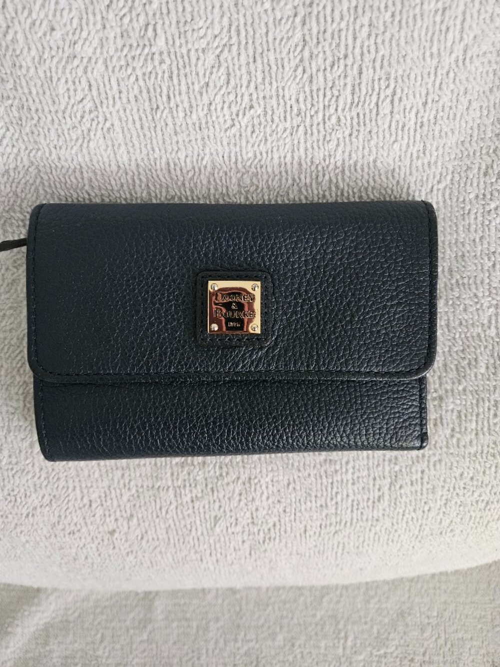 Dooney & Bourke Pebble Grain Flap Credit Card Wallet